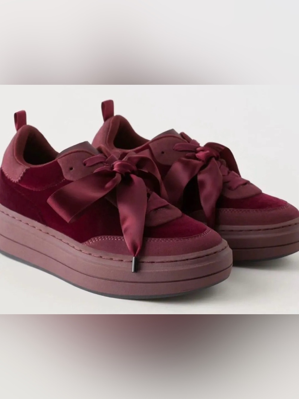Zara Girl’s Velvet Sneakers